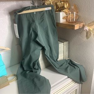 Lululemon Align Wide Leg High Rise Pant 31” Smoked Spruce